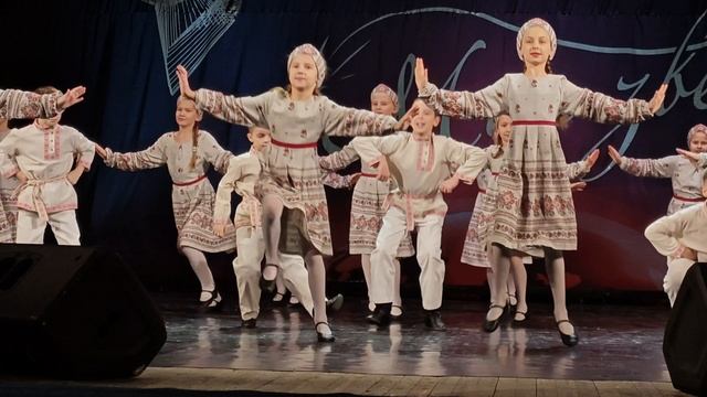 Народный танец "Любит, не любит" ансамбль танца "ProЯвление" 07.02.2026. Петрозаводск смотреть онлайн