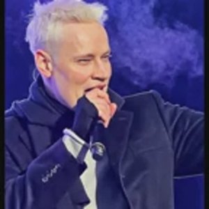 Пусть вечер подарит всем тепло и уют...