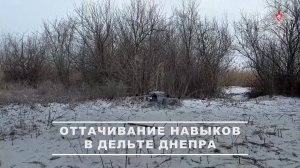 ▫ Спецназ 18-й армии группировки «Днепр» тренируется на островах в Херсонской области.