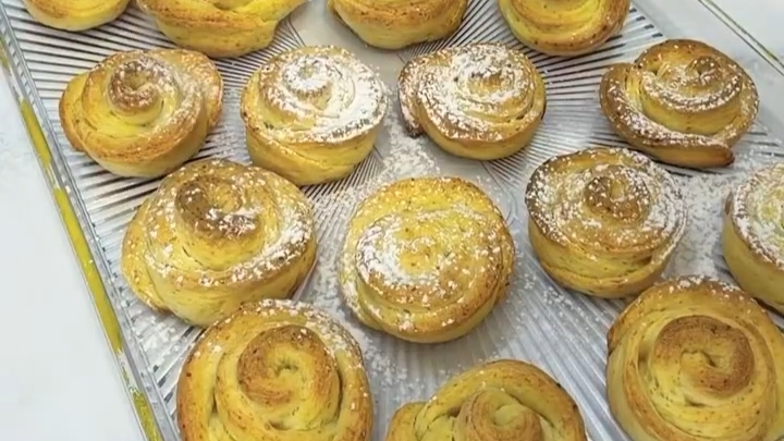 ТВОРОЖНОЕ ПЕЧЕНЬЕ «РОЗОЧКИ»…🍪🌹😋
