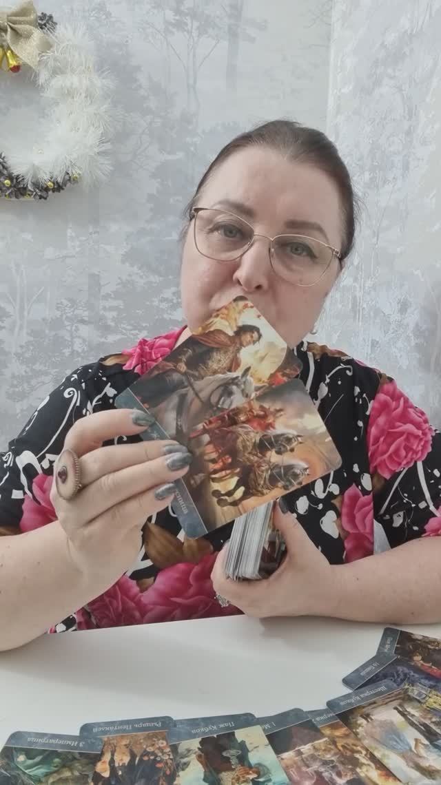 ЕГО СЕРДЦЕ ВДРЕБЕЗГИ! ПОСЛЕДНИЕ МЫСЛИ О ВАС... | Гадание таро расклад смотреть онлайн