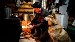 На рыбалку за хариусом на буране. Тайга ловит рыбу)