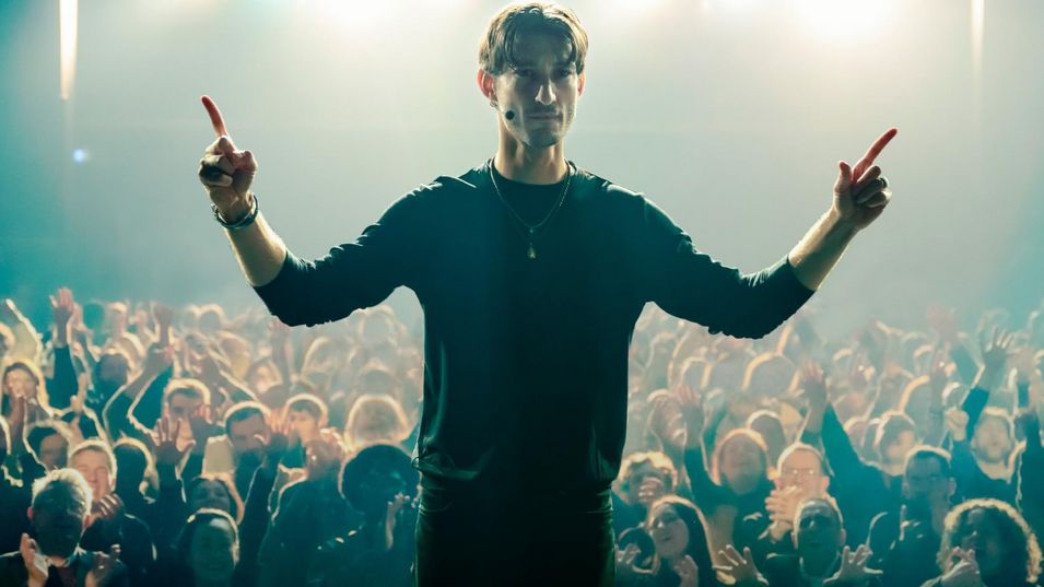 🇫🇷 🇧🇪 Фильм «Гуру / Gourou» — Русский трейлер (2026) 🎦🎬🎥🎤🚀🔥💥⚡️ смотреть онлайн