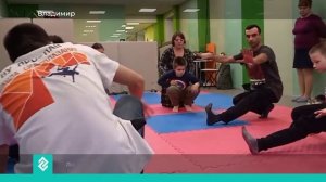 Педагоги некоммерческой организации «Радуга» проводят занятия для развития особенных детей