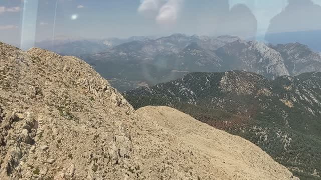 Спуск  на канатке с горы Тахталы в Турции