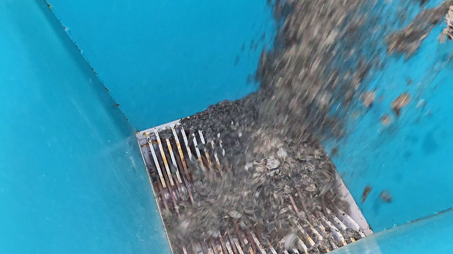  Дробилка ДК400: эффективно разбиваем комки жмыха при просыпании