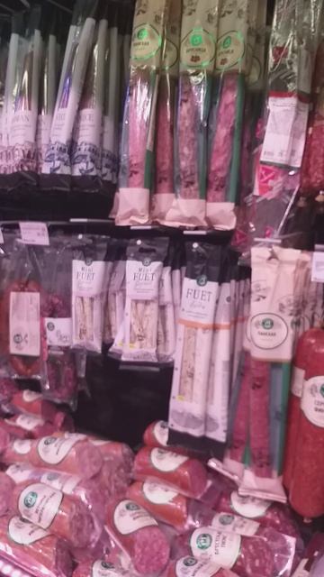 Колбаса в Беларуси самая вкусная.