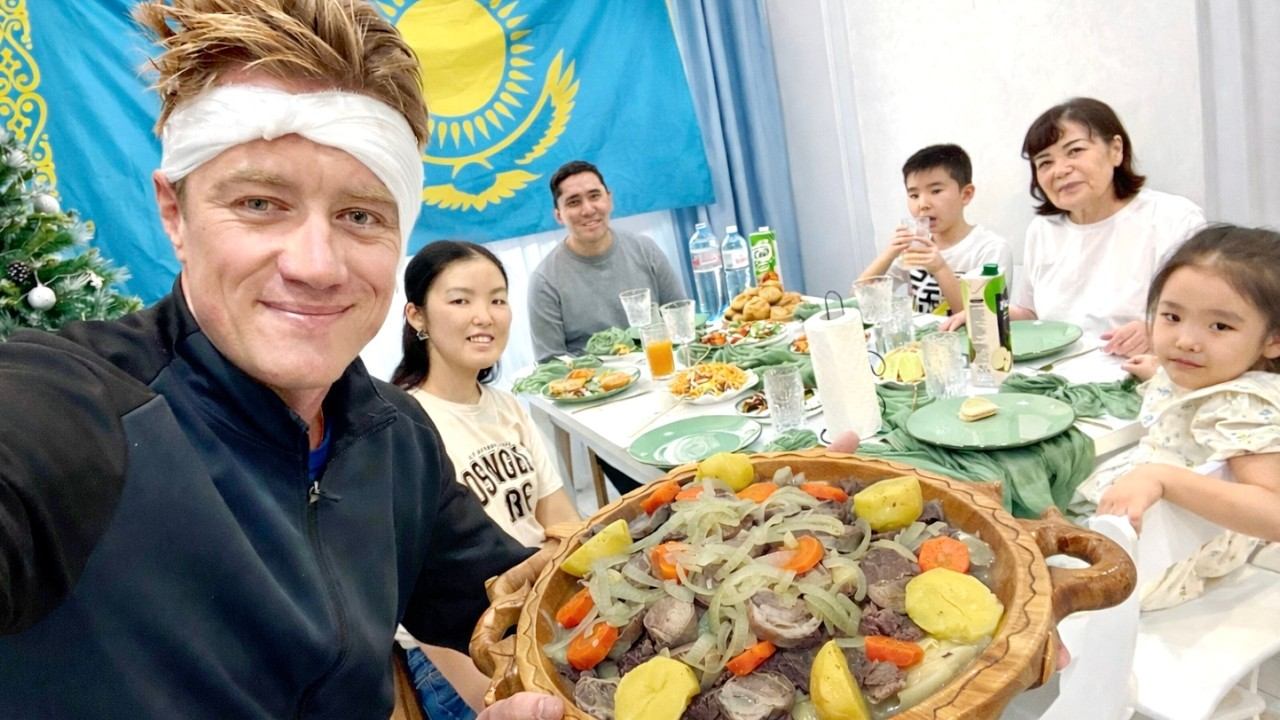 КАЗАХСТАН ОТНОШЕНИЕ К ПРИЕЗЖИМ! В гостях у зрителей в Алматы! Такого я не ожидал! смотреть онлайн