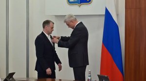 Двух колымчан наградили за вклад в развитие ДНР