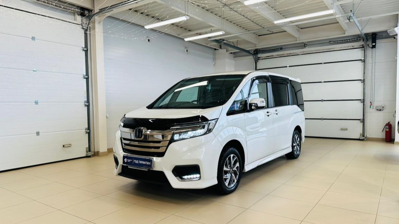 Honda Stepwgn, 2020 год смотреть онлайн