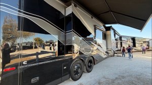 Самый дорогой автодом в США. Можно ли на нем законно ездить в России_