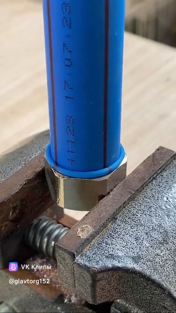 Как правильно и быстро нарезать резьбу!)