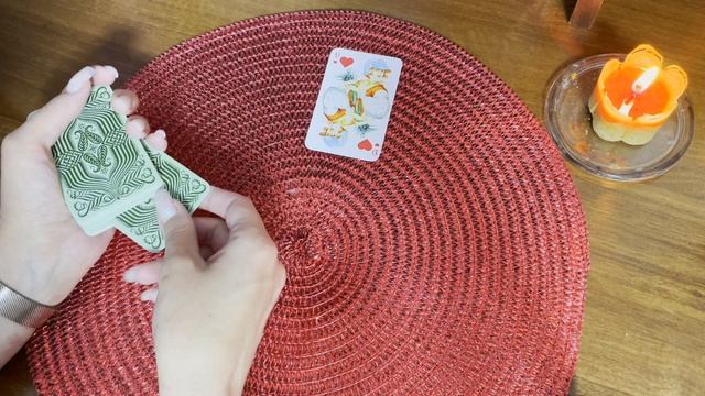 Червонная дама. Гадание на игральных картах смотреть онлайн