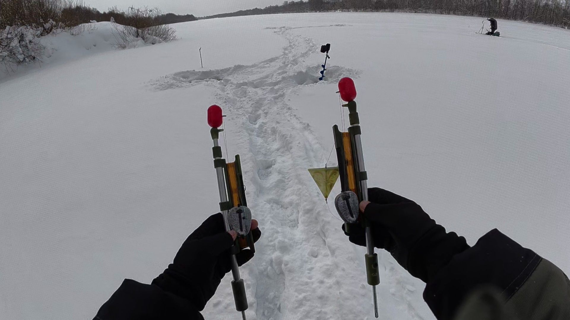 Зимняя Рыбалка на Оке 8 Февраля 2026. Обстановка, Метель Даже Поймали. смотреть онлайн