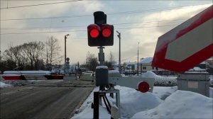 железнодорожный переезд рядом со станцией Опалиха