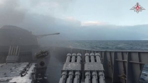 Фрегат Северного флота «Адмирал флота Касатонов» выполнил артиллерийские стрельбы