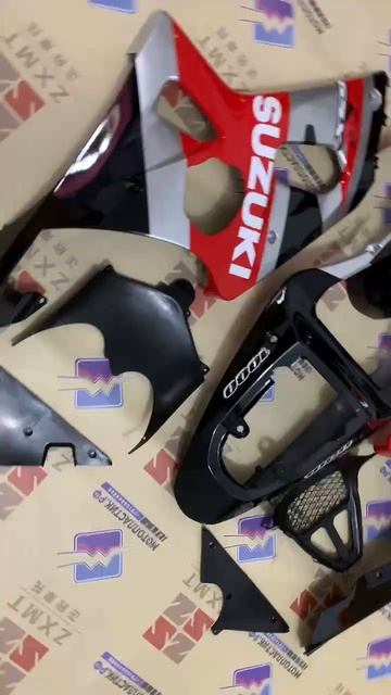 г. Курган Suzuki GSXR1000 2001-2002 ||| мотопластик.рф смотреть онлайн