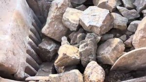 Дробилка BIG ROCK - МОЩНЫЙ технологический процесс, Гигант в действии-Дробилка Big Rock