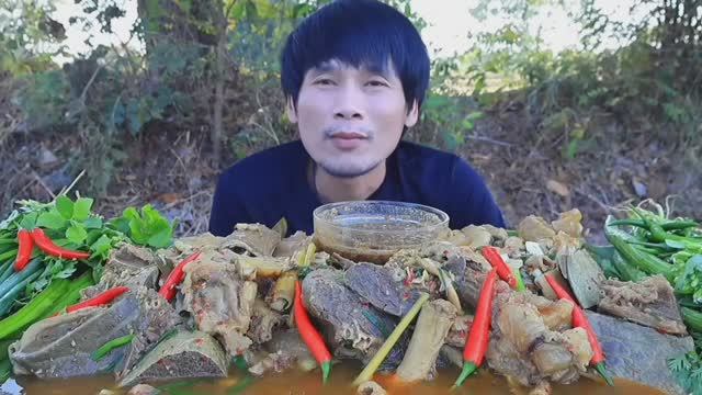 #MUKBANG Говяжьи внутренности с острым соусом и свежими овощами, это очень вкусно! ASMR МУКБАНГ ЕДА