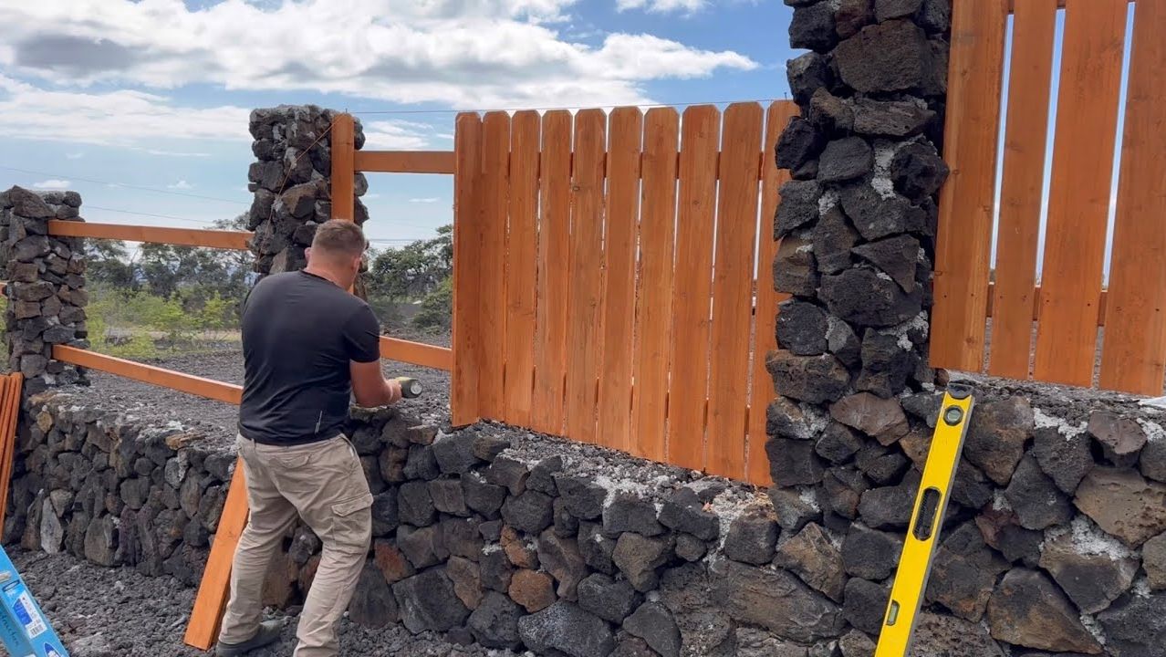 Ванек на Гавайях | Американцы в восторге какой забор я построил