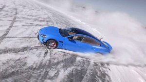 Вы точно видели всё? Xiaomi SU7 скользит по снегу и льду!