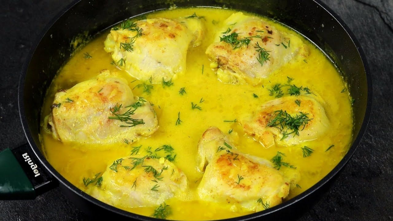 НЕ МОГУ НЕ поделиться этим РЕЦЕПТОМ! Вкусные куриные бедрышки в обалденном соусе на сковороде! смотреть онлайн