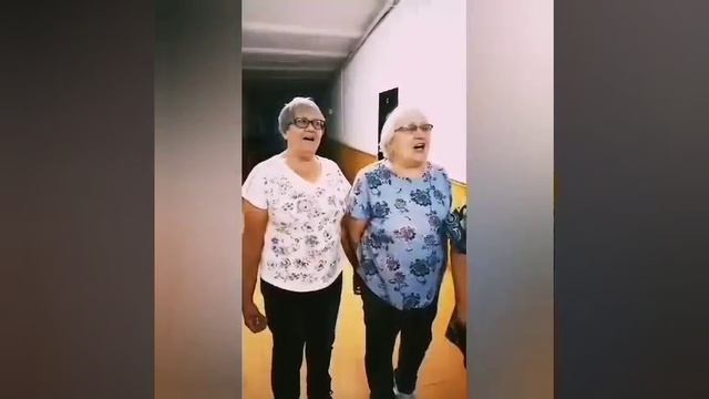 Вниз по волге