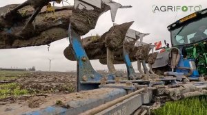 Deere Duo | 2x косилка и вспашка John Deere 6215R с 12 бороздами | Обработка почвы 2025