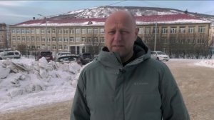 Депутат Магаданской гордумы Павел Безменов организовал уборку снега в детском саду №53