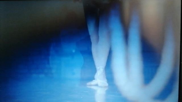 Нашему артдиректору посвящается... клип на песню Роман Карцев - Я качаю пресс