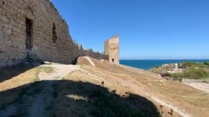 ФЕОДОСИЯ - Генуэская КРЕПОСТЬ Будут востанавливать Я в ШОКЕ Ухожу НА РАБОТУ Показал ВСЮ ПРАВДУ