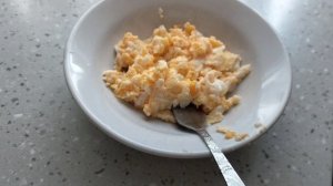 Омлет без молока.Максим приготовил мне ужин 😃