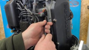 Арт 1110. Замер компрессии мотора Honda BF90. 2008 год.