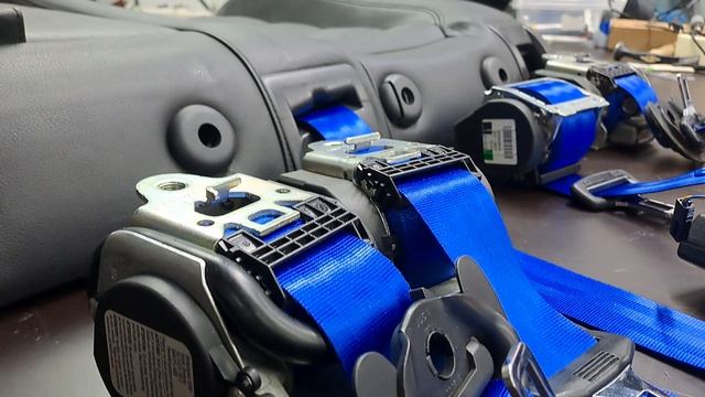 замена ремней безопасности смотреть онлайн