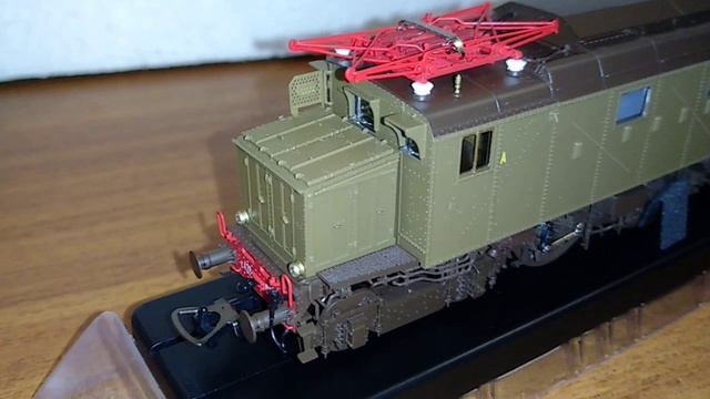 Итальянский электровоз E.428 FS от PIKO артикул 97806 смотреть онлайн