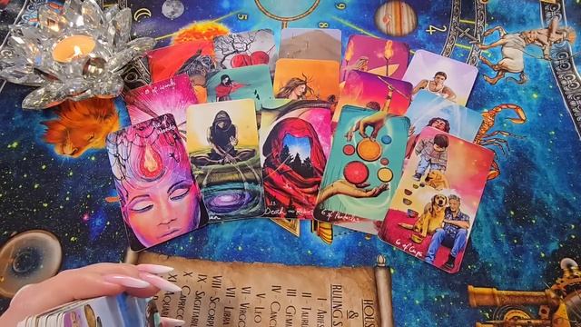 Таро расклад: кто ищет путь💯 к вашему сердцу♥️ а вы и не знаете💥❓ смотреть онлайн