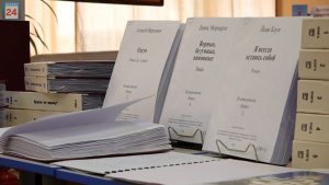 Чтение на кончиках пальцев: в Хакасии прибыли тактильные книги для особых читателей