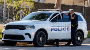 Внук сломал бабушке шею и добил прыжком по голове