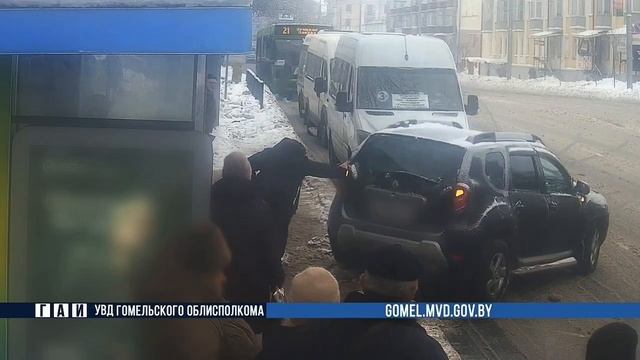 Занос в центре города едва не закончился трагедией
