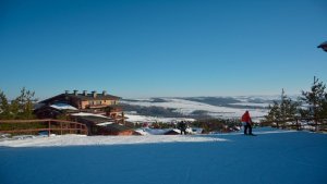 Свияжские холмы. Первый раз катаемся на горных лыжах.