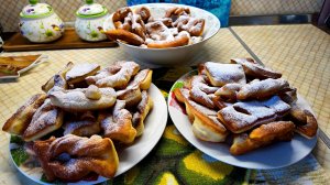 Мягкий и пышный хворост на кефире