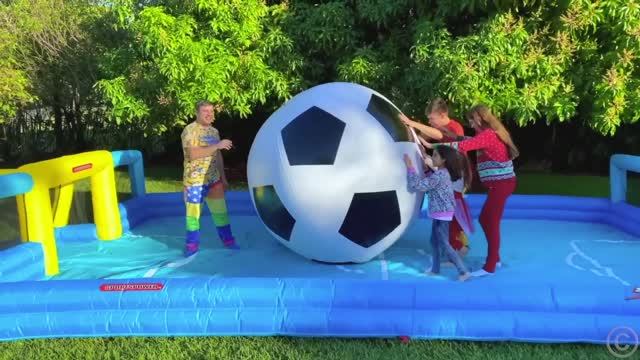 Nastya and the best episodes about friends and girlfriends смотреть онлайн