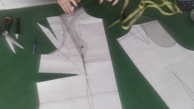 Выкройка -основа на большой размер Краткое содержание смотреть онлайн