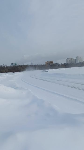 Дрифт на льду👍 смотреть онлайн