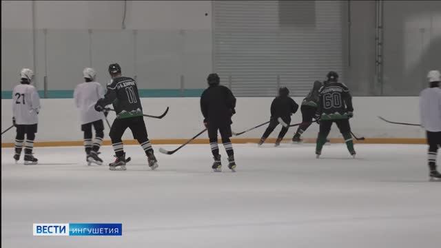 Хоккейная команда из Ингушетии в Махачкале взяла «серебро» смотреть онлайн