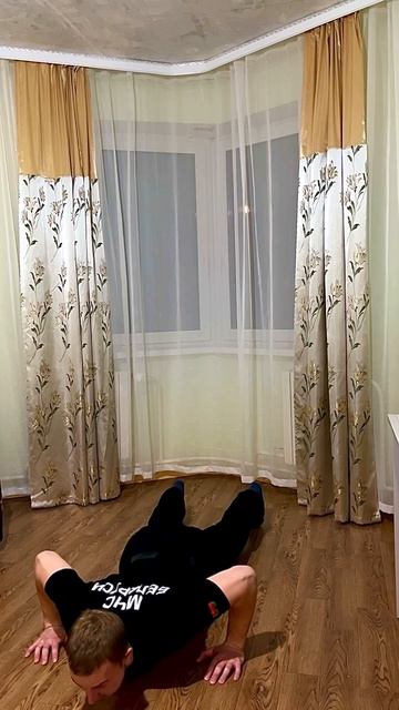 Топовое отжимание для твоих мощных мышц! смотреть онлайн