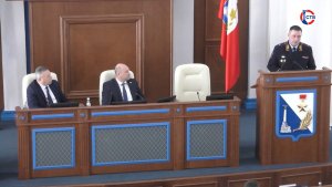 На заседании Заксобрания приняли профильный закон и подвели итоги работы правоохранительных органов