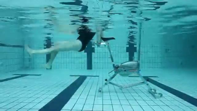 Тренировка с акватренажёром Waterflex