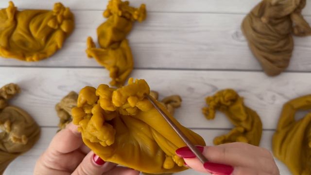 Чистка зависимого мужчины