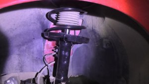 Замена передних амортизаторных стоек на Mercedes Benz CLC 200 1,8 Мерседес Бенц ЦЛЦ 200  2008